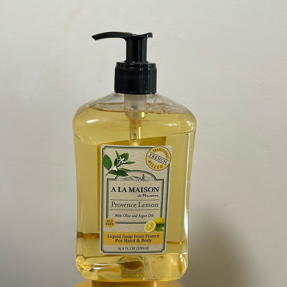 A La Maison de Provence Provence Lemon Liquid Soap with Olive and Argan Oils